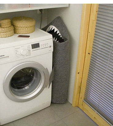 sharklaundry03